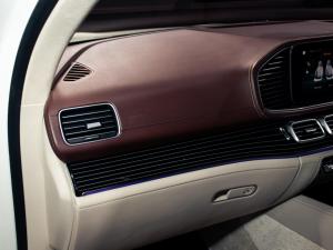 Mercedes-Benz GLS GLS600 - Image 13