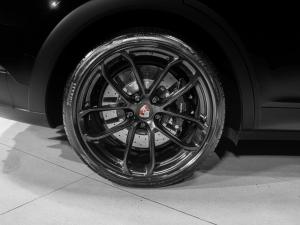 Porsche Cayenne turbo GT - Image 10