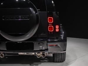 Land Rover Defender 110 D350 X-Dynamic HSE - Image 21