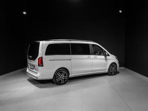 Mercedes-Benz V-Class V300d Exclusive - Image 22