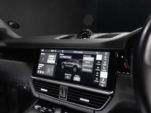 Porsche Cayenne coupe - Image 12