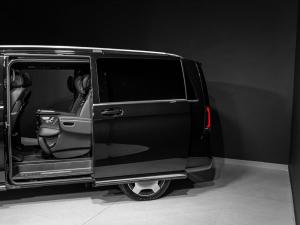 Mercedes-Benz V-Class V300d Exclusive - Image 10
