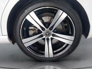 Mercedes-Benz C-Class C200 Avantgarde - Image 16