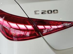 Mercedes-Benz C-Class C200 Avantgarde - Image 20