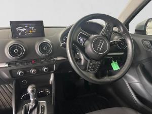 Hyundai Grand i10 1.0 Premium hatch - Image 25