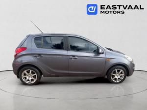 Hyundai i20 1.4 Fluid auto - Image 8