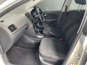 Volkswagen Polo Vivo hatch 1.6 Comfortline auto - Image 10