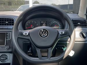 Volkswagen Polo Vivo hatch 1.6 Comfortline auto - Image 21