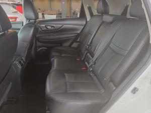 Nissan X-Trail 2.5 4x4 Acenta Plus - Image 16