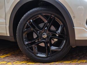 Volkswagen T-Cross 1.0TSI R-Line - Image 3