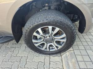 Ford Everest 2.0Bi-Turbo 4WD XLT - Image 11