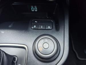 Ford Everest 2.0Bi-Turbo 4WD XLT - Image 18