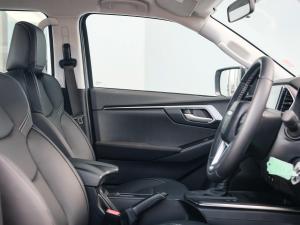 Isuzu D-Max 1.9TD double cab LS auto - Image 16