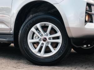 Isuzu D-Max 1.9TD double cab LS auto - Image 26