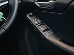 Isuzu D-Max 1.9TD double cab LS auto - Image 5