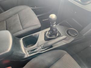 Toyota RAV4 2.0 GX - Image 10