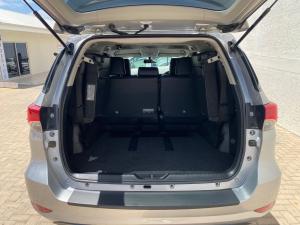 Toyota Fortuner 2.4GD-6 auto - Image 10