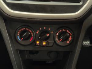 Toyota Urban Cruiser 1.5 Xi - Image 13