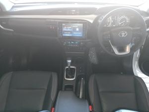 Toyota Hilux 2.8GD-6 double cab Raider auto - Image 6