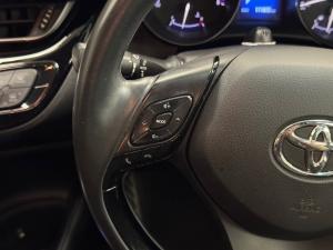 Toyota C-HR 1.2T Plus auto - Image 9