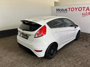 Ford EcoSport 1.5 Titanium auto - Image 2