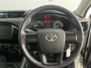 Toyota Hilux 2.0 single cab S (aircon) - Image 8