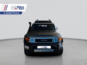 Toyota L/CRUISER FJ 4.0 V6 Trail Cruiser - Image 2