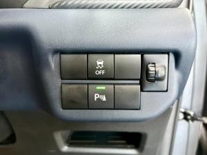 Suzuki Baleno 1.5 GL auto - Image 12