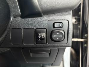 Toyota Corolla Quest 1.8 Prestige auto - Image 13