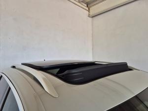 Volkswagen T-Roc 2.0TSI 4Motion R-Line - Image 11