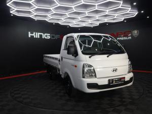 Hyundai H-100 Bakkie 2.6D deck (aircon) - Image 1
