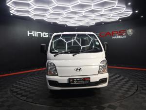 Hyundai H-100 Bakkie 2.6D deck (aircon) - Image 2