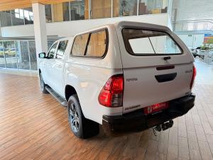 Toyota Hilux 2.4GD-6 double cab 4x4 Raider auto - Image 4