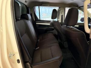 Toyota Hilux 2.4GD-6 double cab 4x4 Raider auto - Image 10