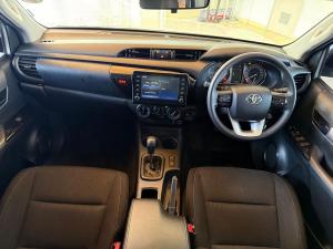 Toyota Hilux 2.4GD-6 double cab 4x4 Raider auto - Image 12