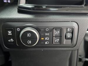 Volkswagen Amarok 2.0BiTDI double cab Life 4Motion - Image 14