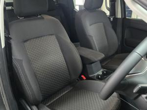 Volkswagen Amarok 2.0BiTDI double cab Life 4Motion - Image 18