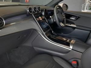 Mercedes-Benz GLC GLC220d 4Matic Avantgarde - Image 12