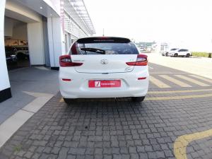 Toyota Starlet 1.5 XS auto - Image 5