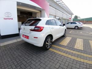 Toyota Starlet 1.5 XS auto - Image 2