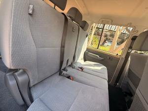 Toyota Land Cruiser 76 2.8GD-6 station wagon LX auto - Image 9