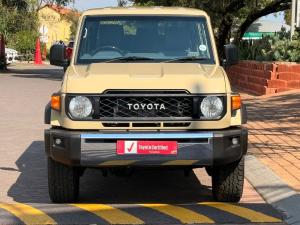 Toyota Land Cruiser 76 2.8GD-6 station wagon LX auto - Image 4