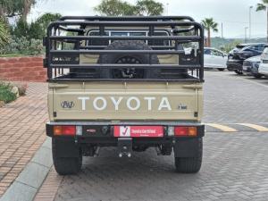 Toyota Land Cruiser 79 2.8GD-6 double cab - Image 5
