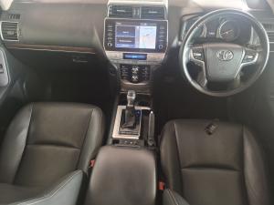 Toyota Land Cruiser Prado 2.8GD VX - Image 6