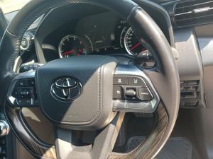 Toyota Landcruiser 300 V6 3.3D ZX - Image 10