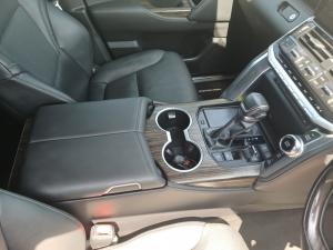 Toyota Landcruiser 300 V6 3.3D ZX - Image 12