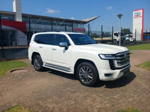 Toyota Landcruiser 300 V6 3.3D ZX - Image 1