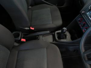Volkswagen Polo Vivo 1.4 Comfortline - Image 13
