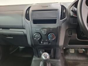 Isuzu D-Max Gen 6 250c single cab Fleetside - Image 12