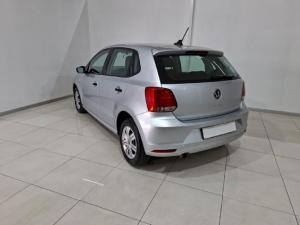 Volkswagen Polo sedan 1.6 manual - Image 15